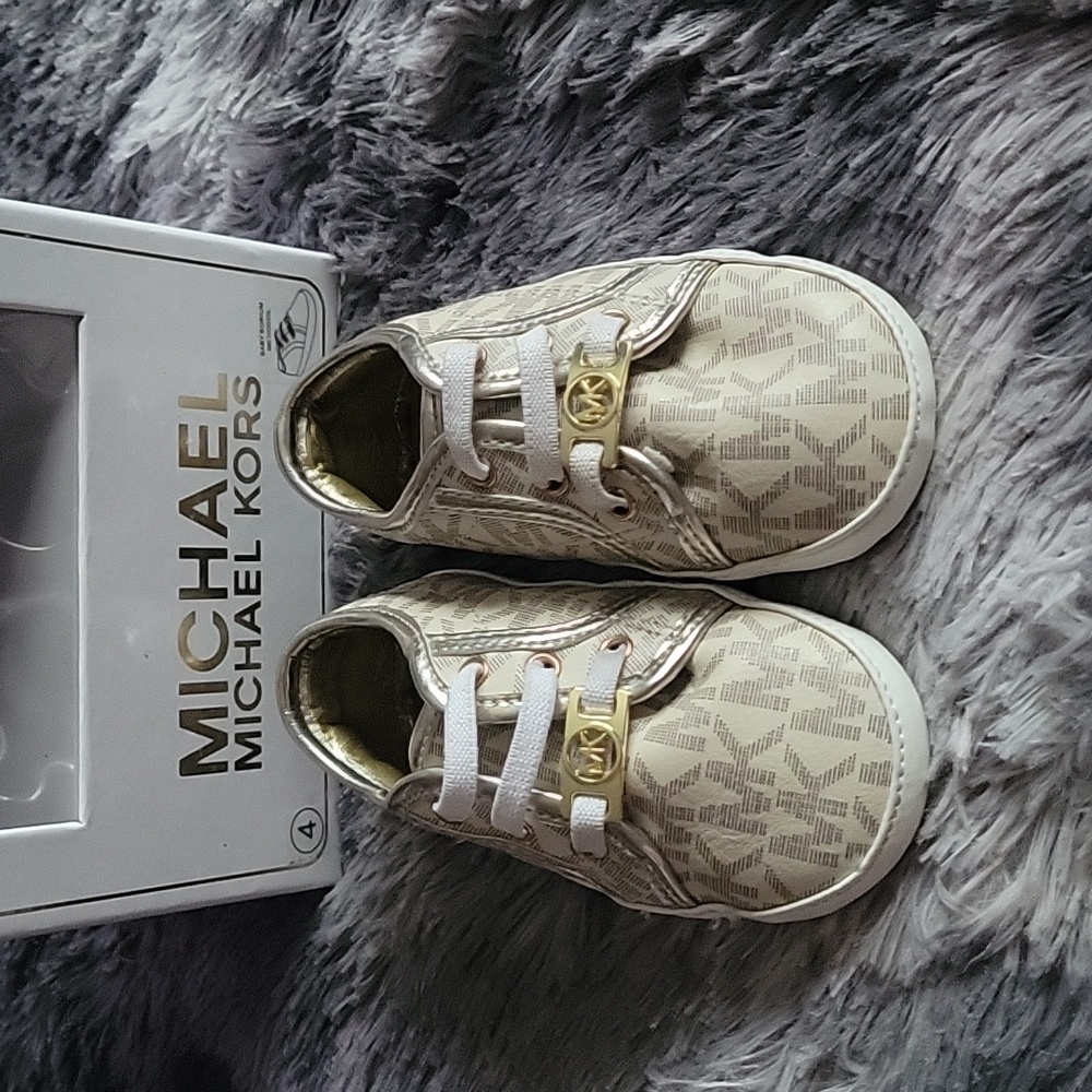 Michael Kors Baby Borium Flats